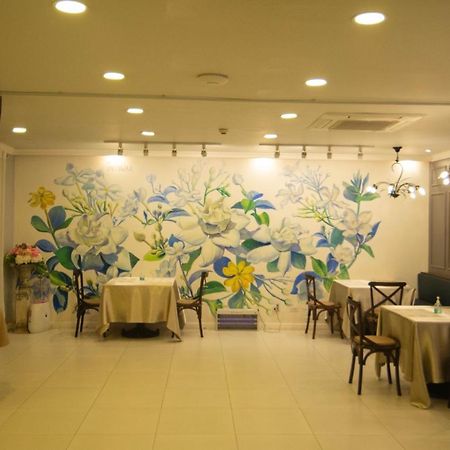 Koranaree Courtyard Boutique Hotel Nakhon Ratchasima Bagian luar foto
